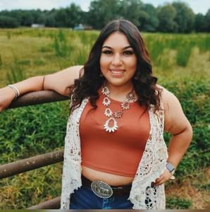 Meet your Posher, Marisela